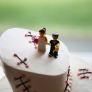 retro-rockabilly-lego-wedding-cake