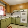 vintage-retro-green-kitchen