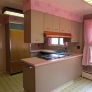 retro-pink-and-beige-kitchen