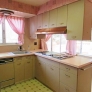 retro-pink-and-green-kitchen