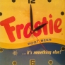 frostie-clock-df26bb2ea5d47bb6c73082c3a11cd56a8187dbd5