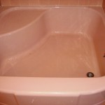alices-pink-tub