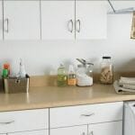 cleaning formica countertops