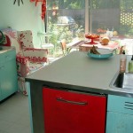 aqua-and-red-kitchen-before