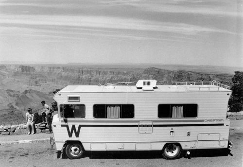 winnebago-camper-1960s-brave
