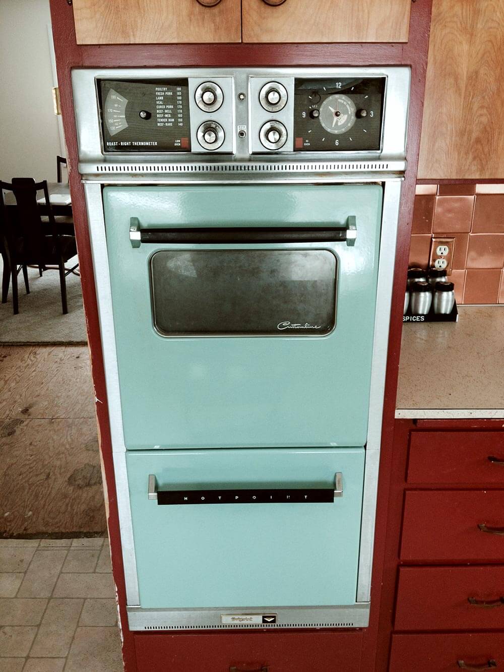 Vintage Oven 86