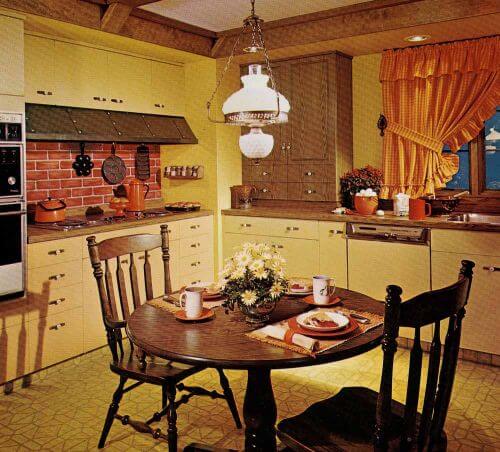 1970s early american kitchen 1 500x452