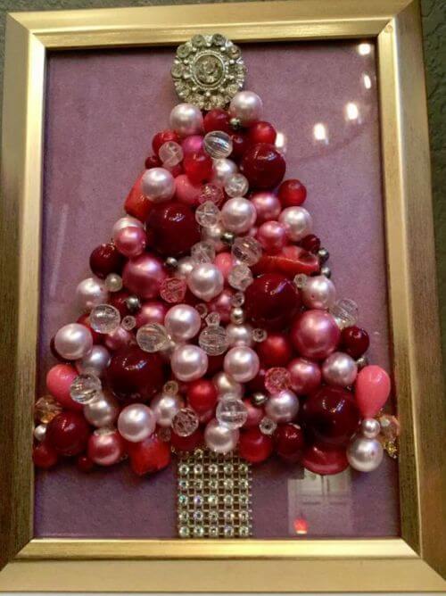 vintage-costume-jewelry-christmas-tree