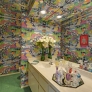 flower-power-wallpapered-bathroom