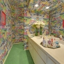 retro-hippy-bathroom
