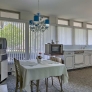 mid-century-kitchen-blue