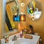ecclectic-retro-bathroom