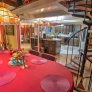 retro-dining-room