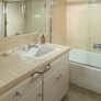 vintage-peach-tile-bathroom