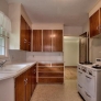 midcentury-modest-kitchen