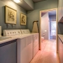 midcentury-laundry-room