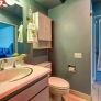 retro-bathroom