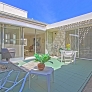 palm-springs-courtyard