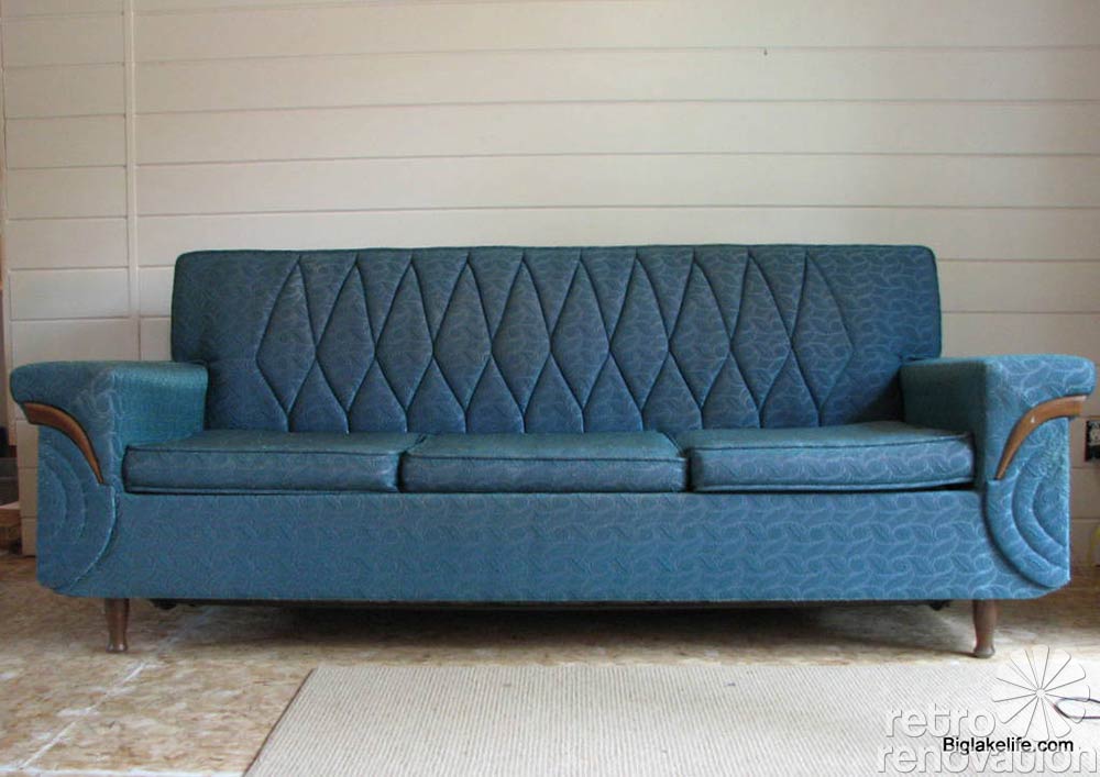 Couches for 1940s, 1950s or 1960s living rooms - Upload photos of your