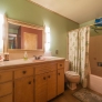 Vintage-pink-bathroom.jpg
