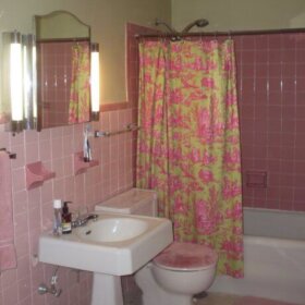 lilly pulitzer style pink bathroom