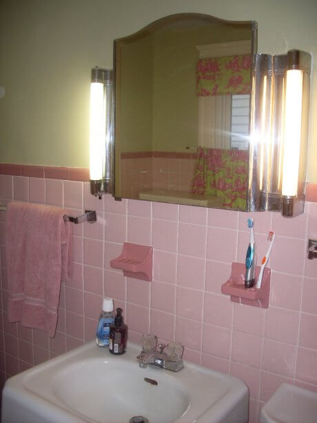 pink-bathroom