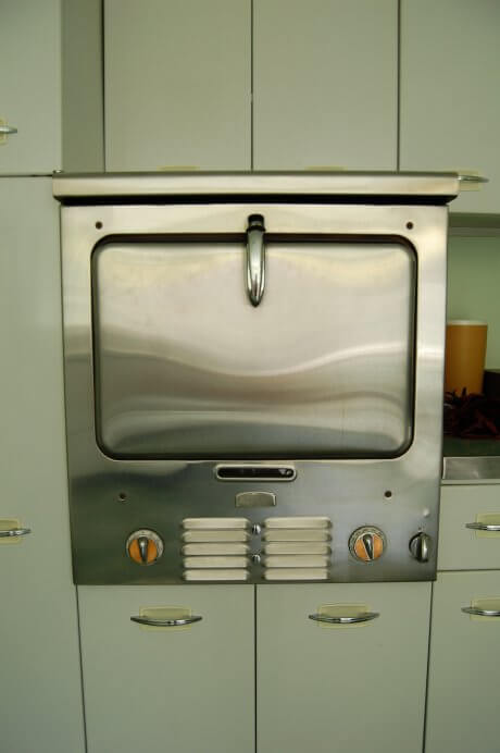 vintage-chambers-built-in-oven