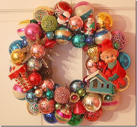 vintage-christmas-ornaments-into-christmas-wreath
