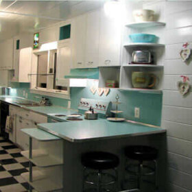 retro-kitchen-renovation