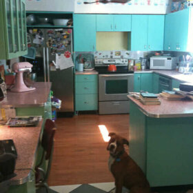 turquoise retro kitchen