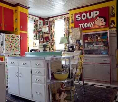 Jim and Kathleen's "little slice of 1960" Knoxville home ...