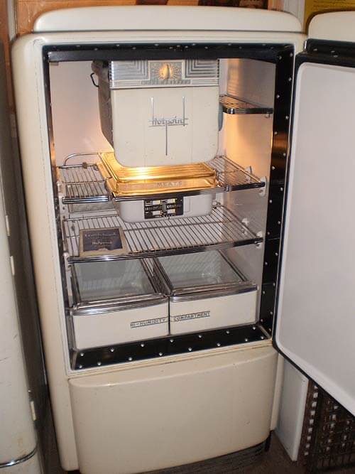 1938 Hotpoint refrigerator 
