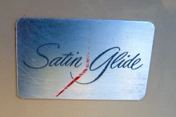 Satin-glide-bath-vanity-label
