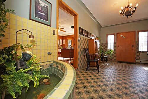 entryway-with-vintage-tile-and-fountain