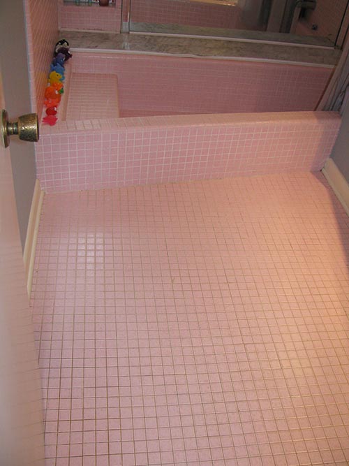 vintage-pink-tub