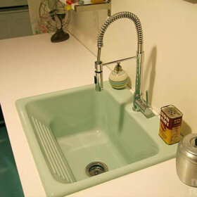 aqua-vintag-laundry-sink