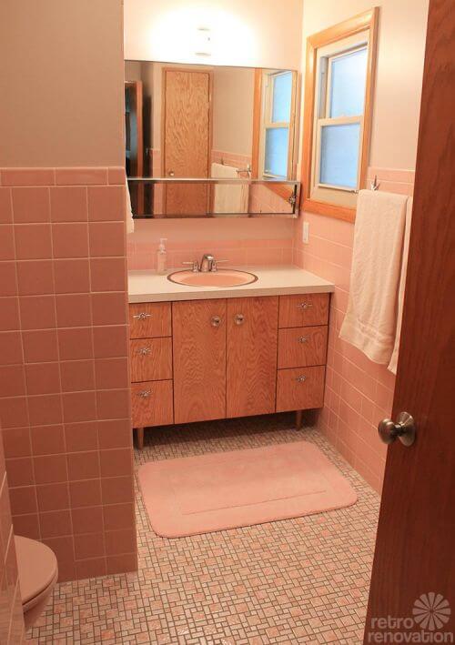 1960s-pink-bathroom
