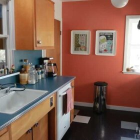colorful-mid-century-kitchen