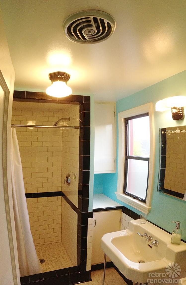 vintage-bathroom-subway-tile