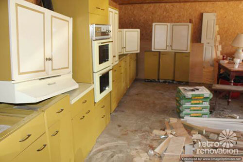 st charles steel kitchen cabinets in harvest gold