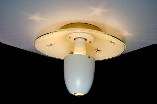 retro-starburst-ceiling-light