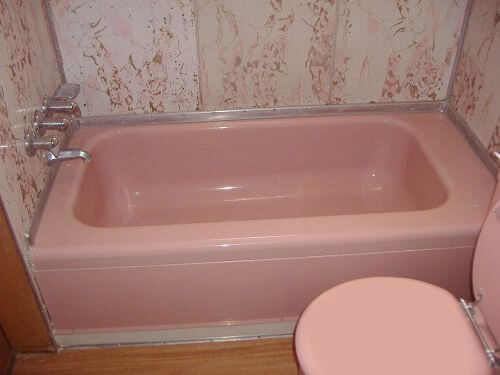 midcentury-mini-pink-tub