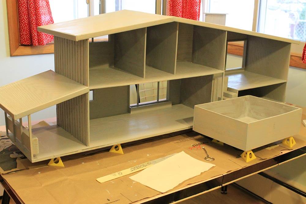 build a dollhouse from scratch