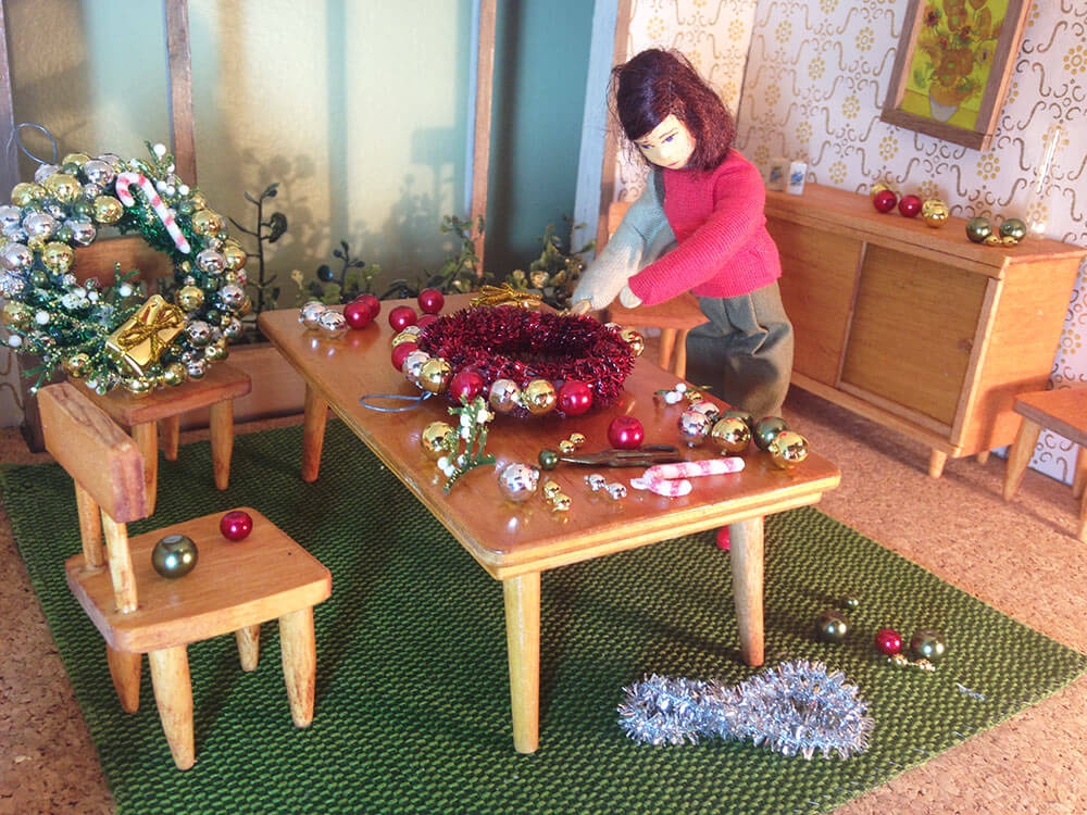 1:12 Doll House Christmas Garland Decoration Bow Bells DIY Mini Home Decor WZ 