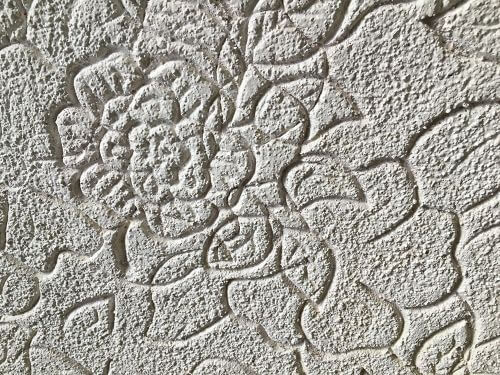 textured flower print ceiling