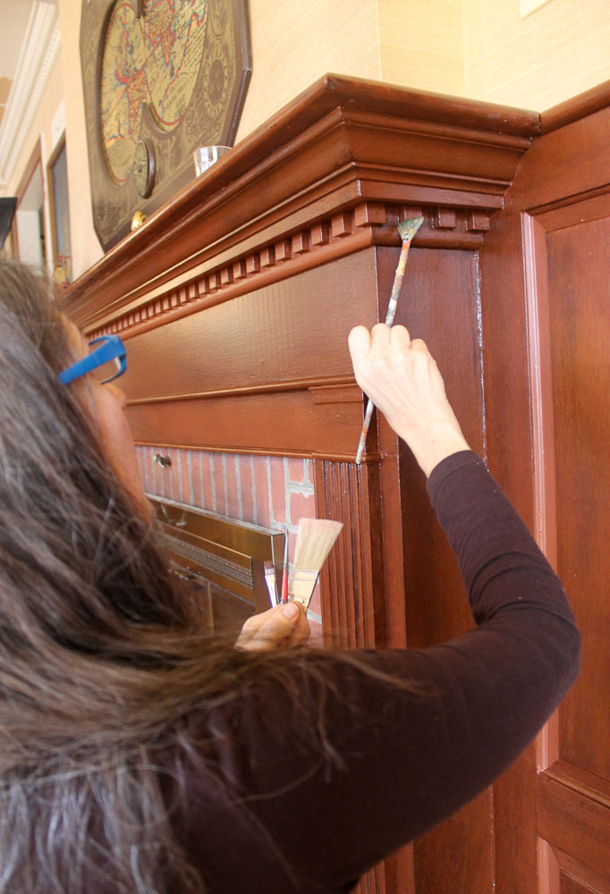 faux bois painting plain wainscoting to look like wood