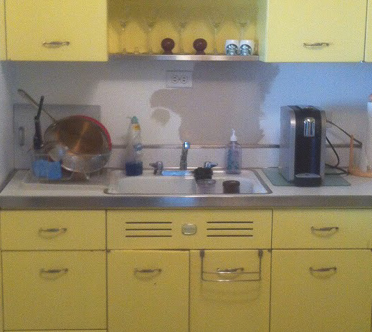 geneva kitchen in yellow