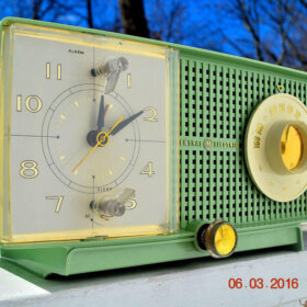 1960s vintage GE radio popular