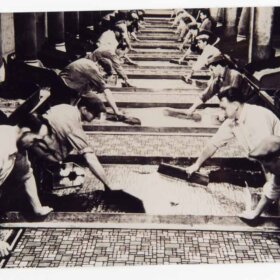 Armstrong flooring making linoleum