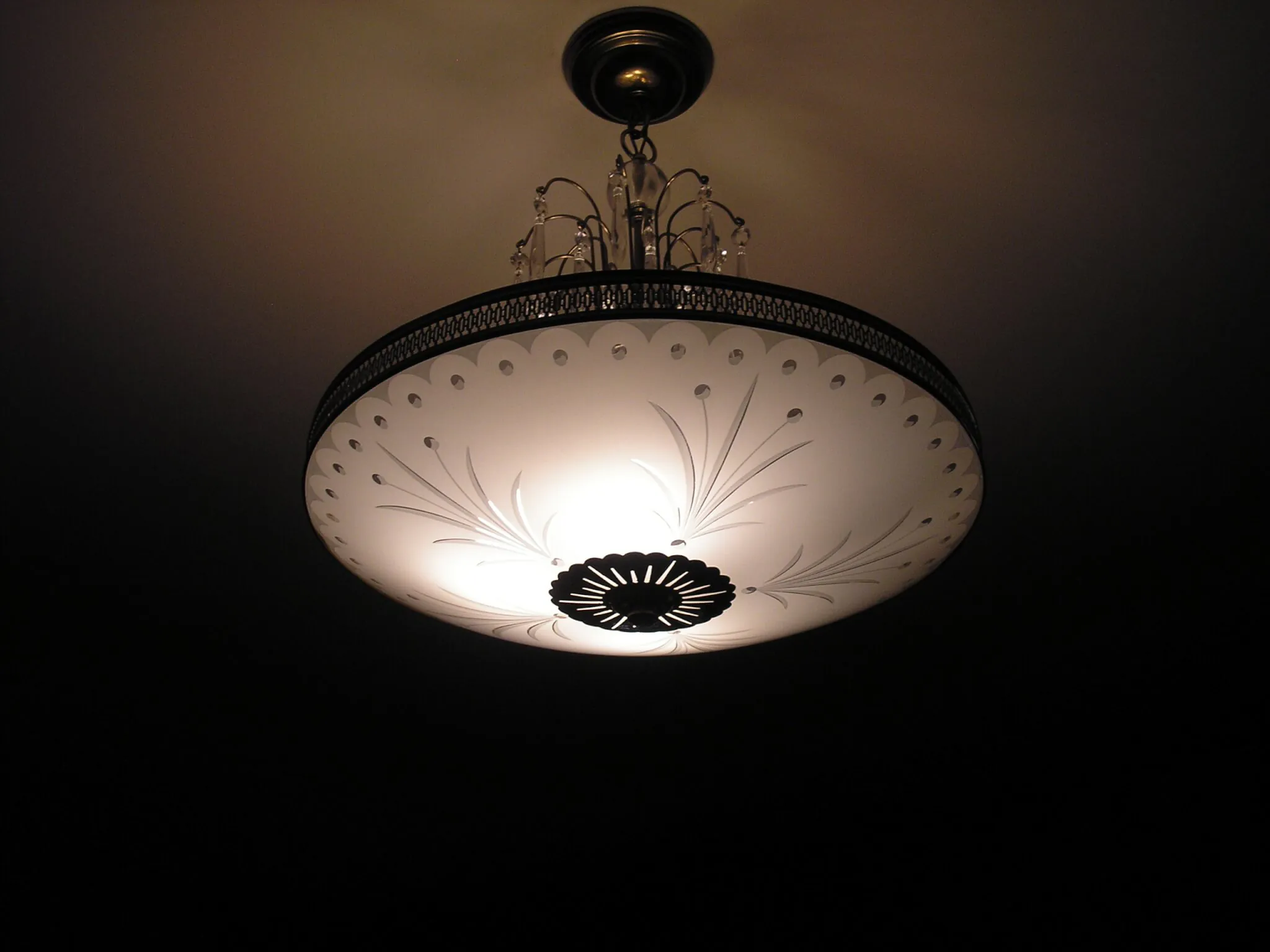 light fixture pink bedroom